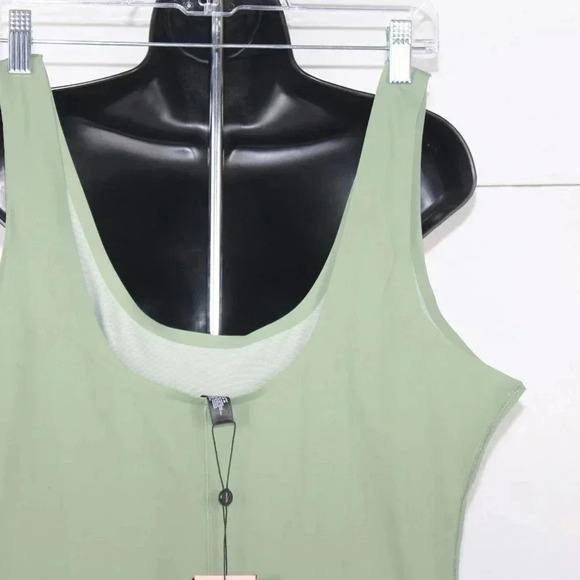 Pinsy - Picture 5 of 8